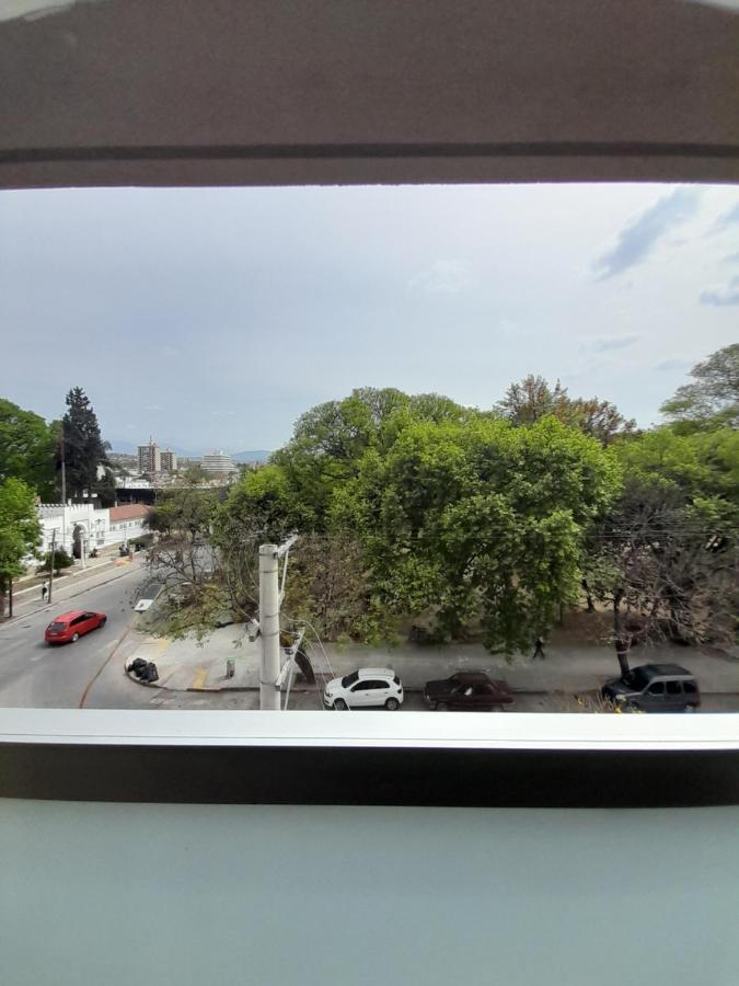 Departamento Centrico Plaza Alvarado Con Cochera Salta Kültér fotó