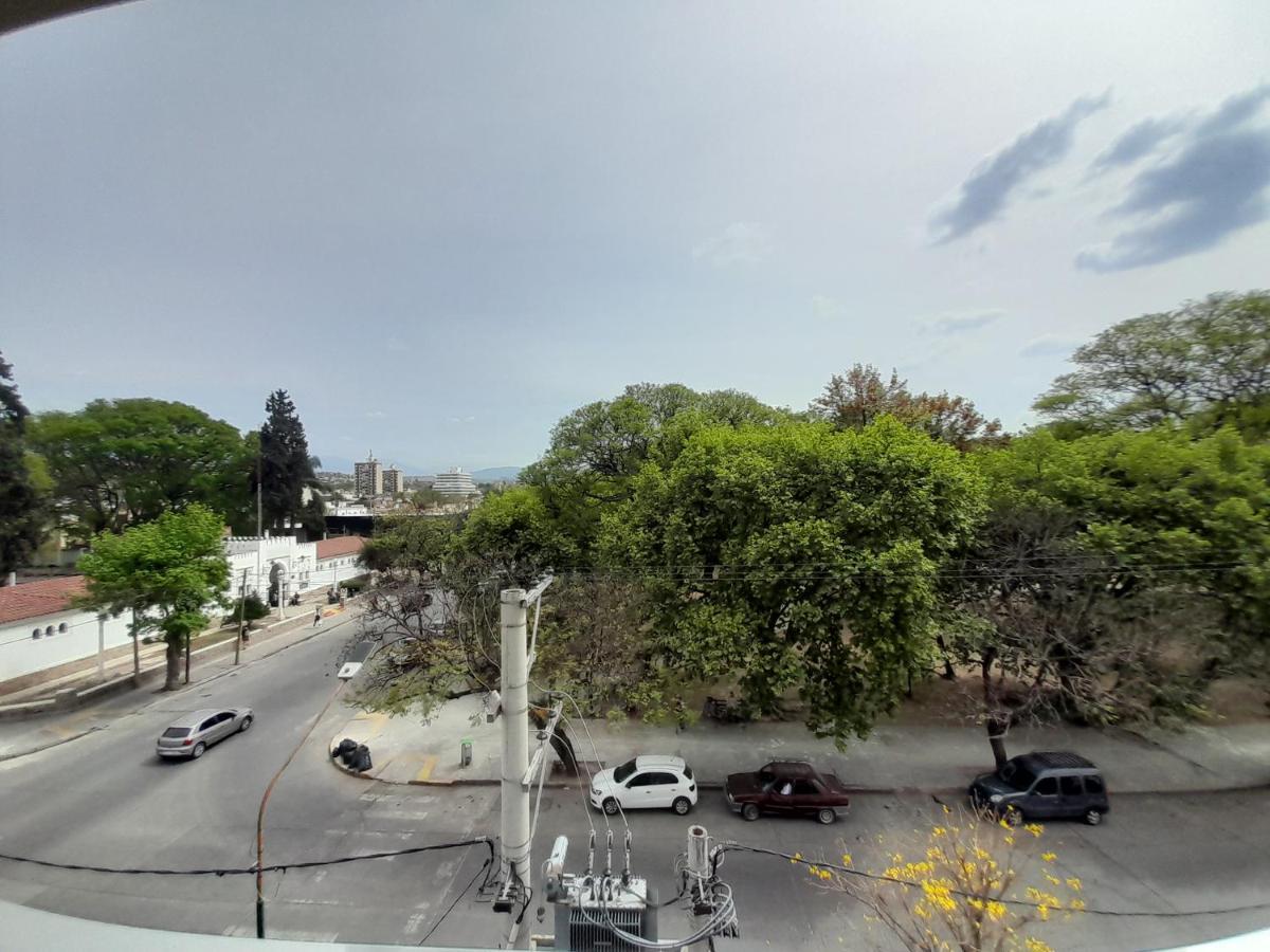 Departamento Centrico Plaza Alvarado Con Cochera Salta Kültér fotó