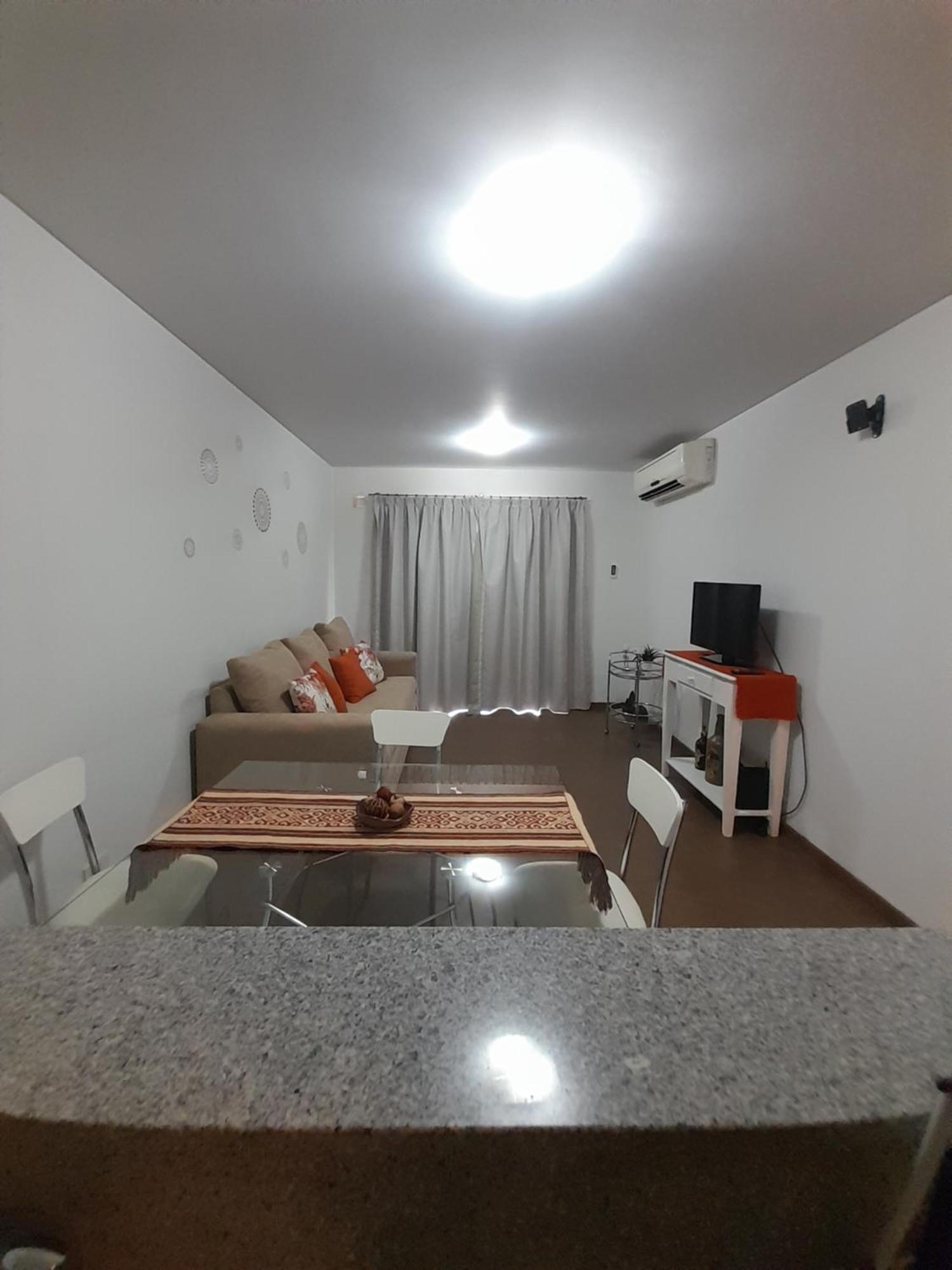 Departamento Centrico Plaza Alvarado Con Cochera Salta Kültér fotó